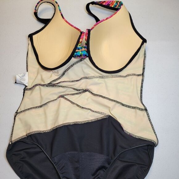 Miraclesuit Escape Night Lights Underwire Tummy Control One Piece Swimsuit - Picture 9 of 13